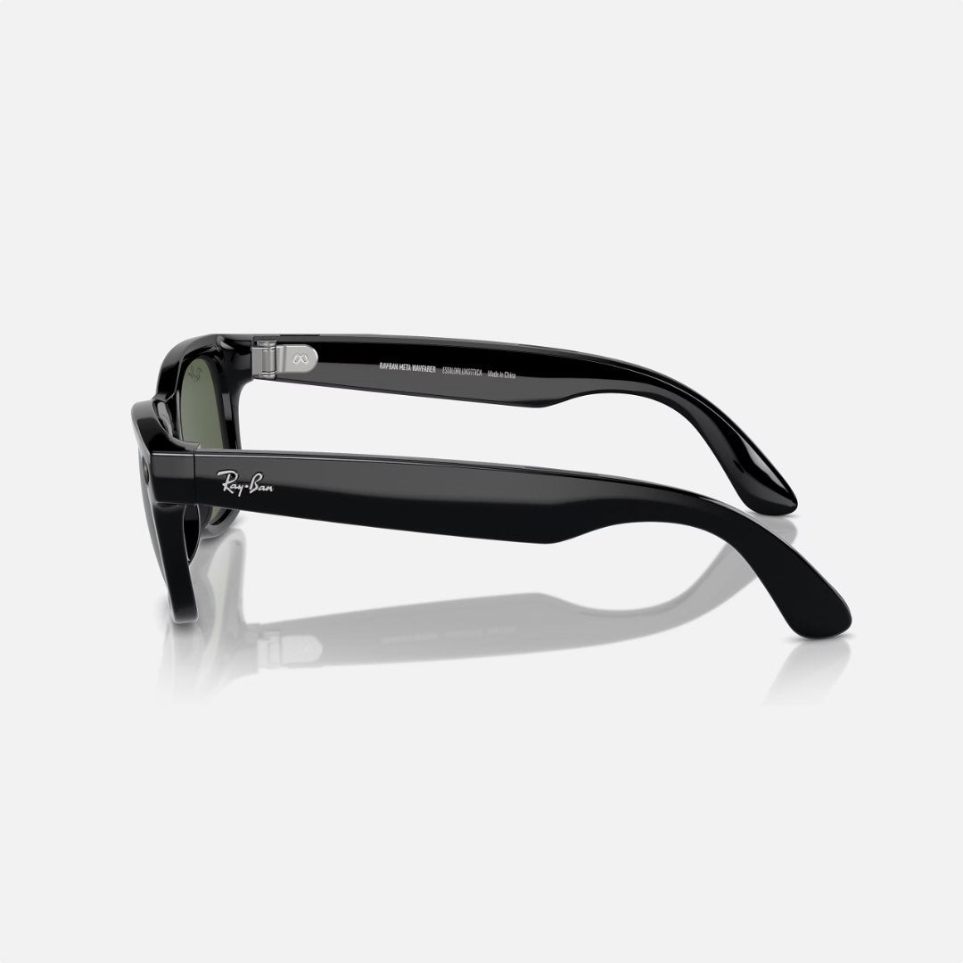 Ray-Ban Meta Wayfarer (Gen 1) - view 4
