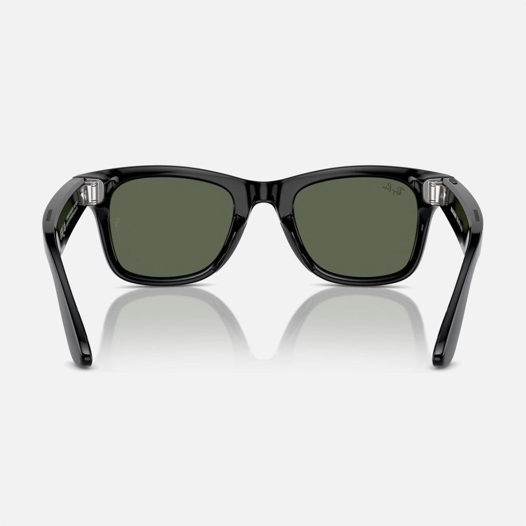 Ray-Ban Meta Wayfarer (Gen 1) - view 3
